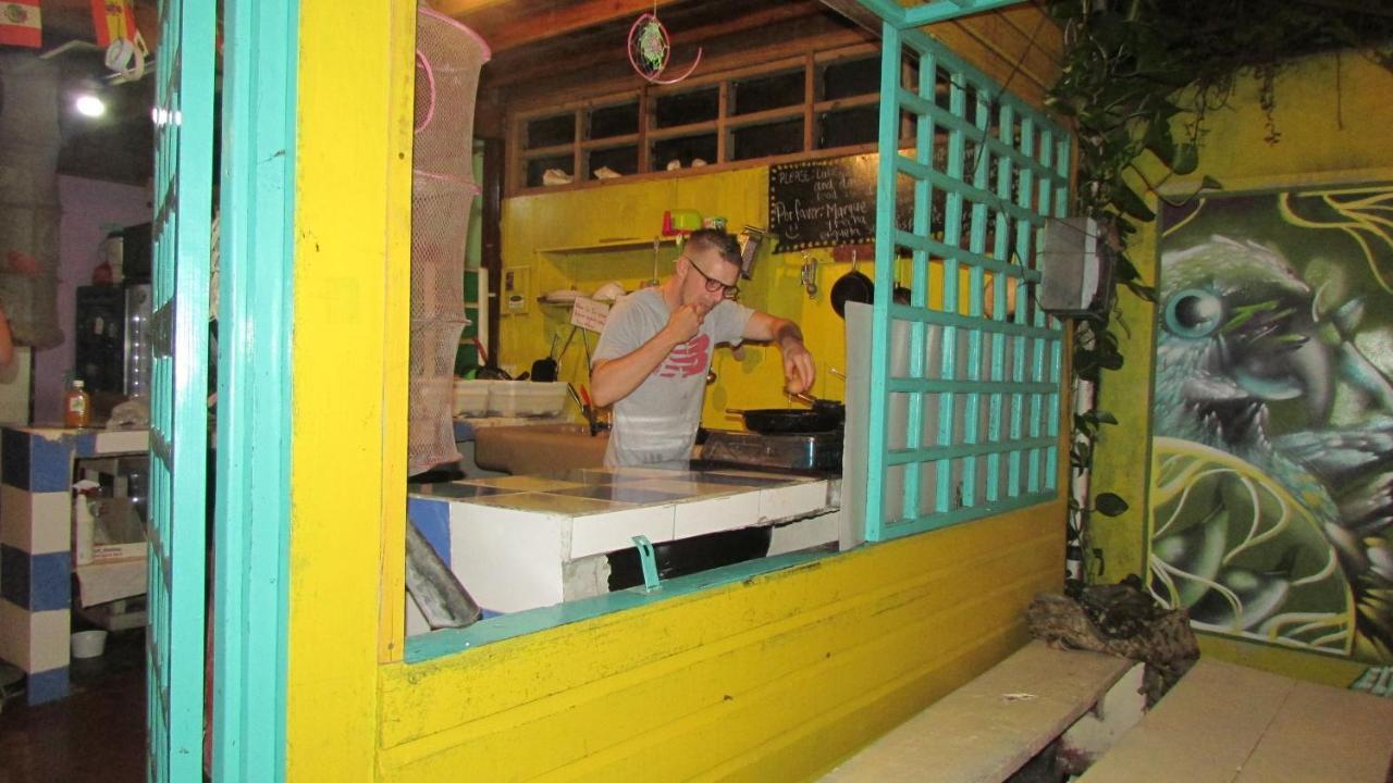 Coconut Hostel Bocas Town Экстерьер фото