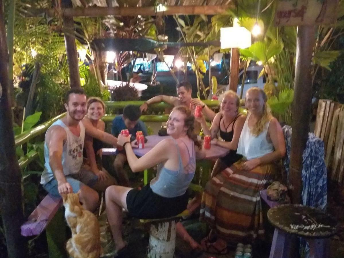 Coconut Hostel Bocas Town Экстерьер фото